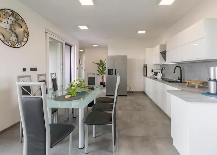 Dorota By Guide Пула